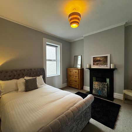 The Victorian Townhouse Portrush Villa Buitenkant foto