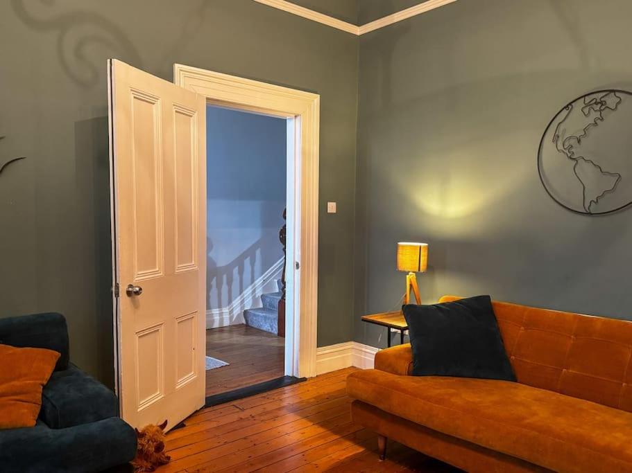 The Victorian Townhouse Portrush Villa Buitenkant foto