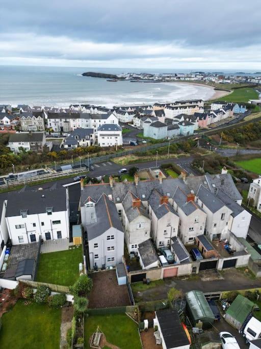 The Victorian Townhouse Portrush Villa Buitenkant foto