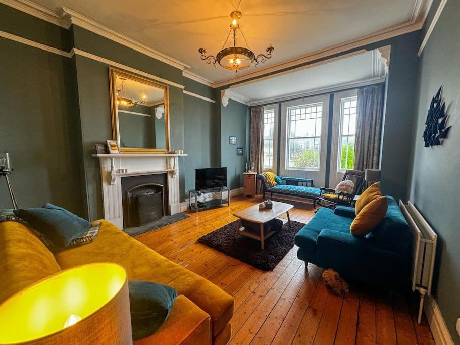 The Victorian Townhouse Portrush Villa Buitenkant foto