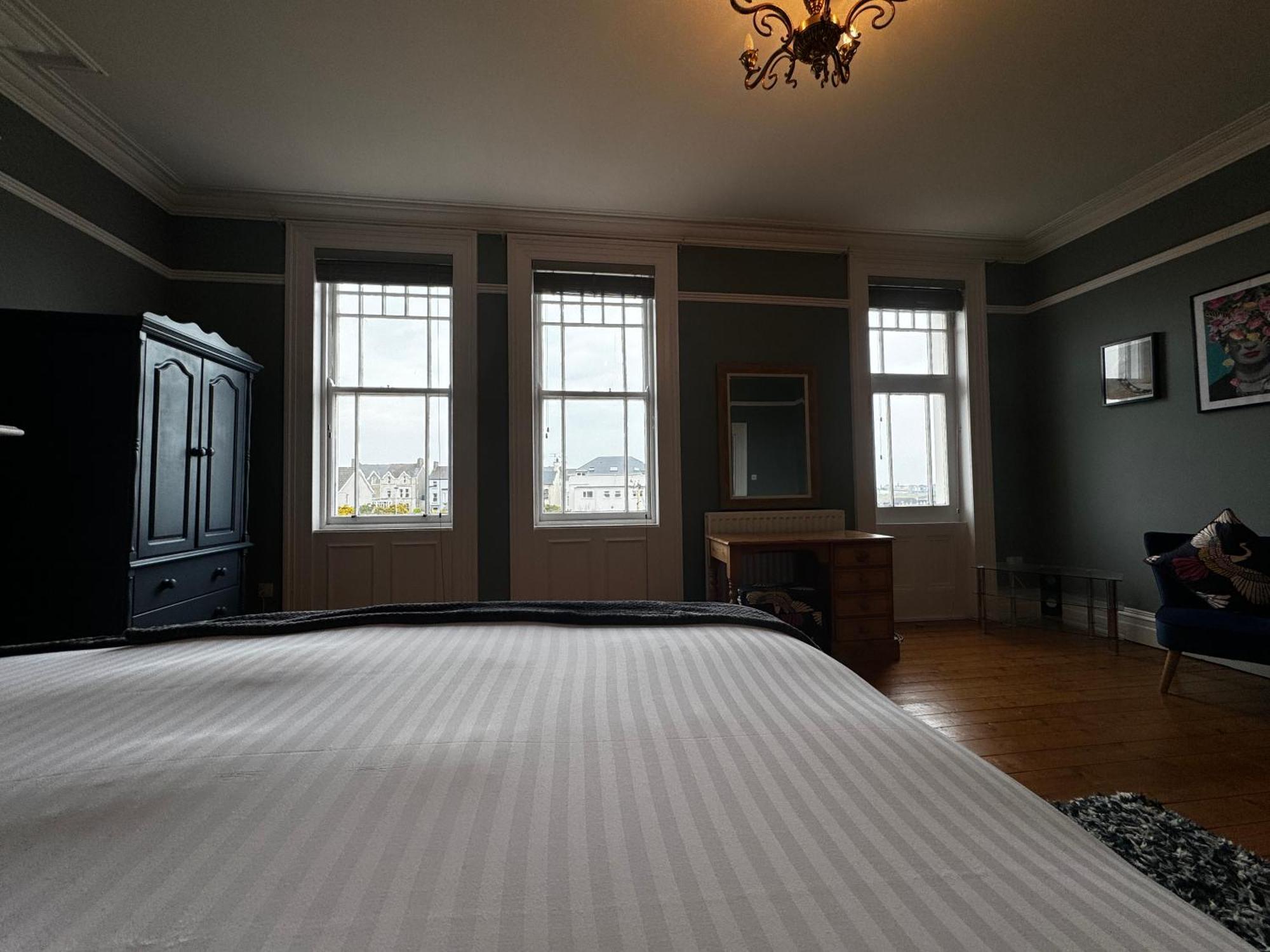 The Victorian Townhouse Portrush Villa Buitenkant foto